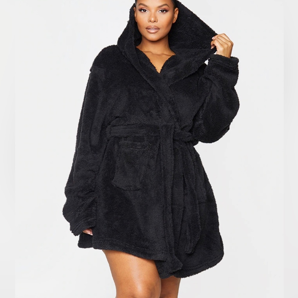 Pretty little thing robe